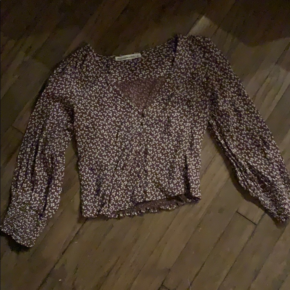 Top - Picture 2 of 2